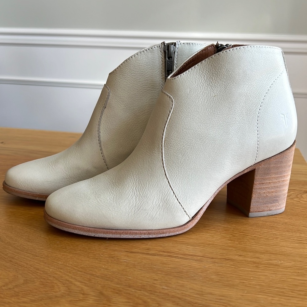 Cream Frye ankle boots size 6